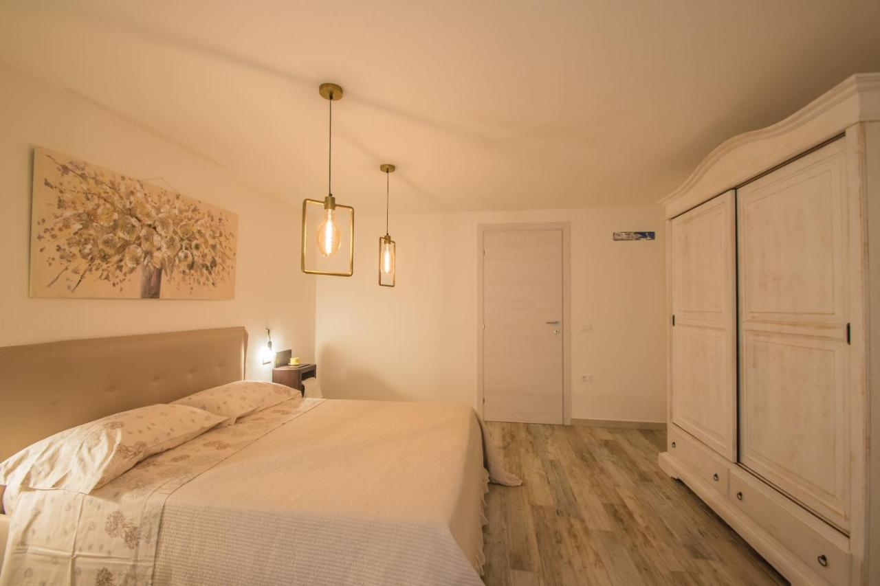 Sa Tanca 'E Pedduzza Villa Орозеи Екстериор снимка